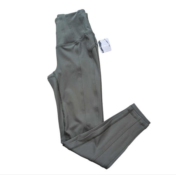 Free People Movement Leggings NWT Dance Yoga Hiking Training Cargo Khaki Size XS - Picture 3 of 11